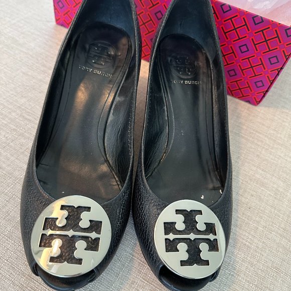 Tory Burch Shoes - Tory Burch Black Pebbled Leather Logo Medallion Peep-Toe Wedge Heel Pumps 8.5